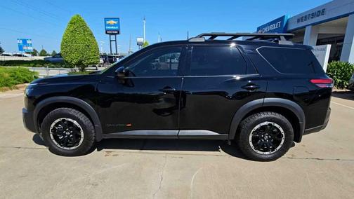 2025 Nissan Pathfinder Rock Creek 4WD