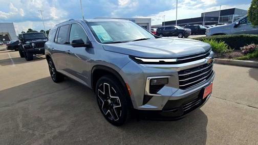 Sterling Gray Metallic 2025 Chevrolet Traverse High Country