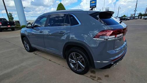 2024 Volkswagen Atlas Cross Sport 2.0T SEL