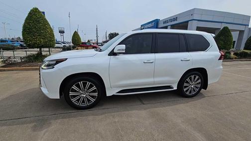 2017 Lexus LX 570 Base