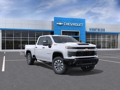 Summit White 2026 Chevrolet Silverado 2500 Custom