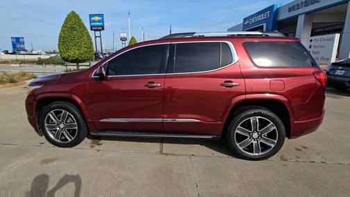 2018 GMC Acadia Denali