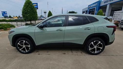 Cacti Green 2024 Chevrolet Trax FWD 1RS