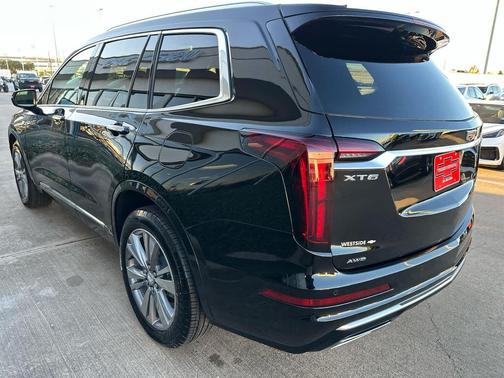 2025 Cadillac XT6 Premium Luxury AWD
