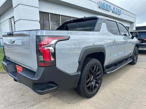 Slate Gray Metallic 2025 Chevrolet Silverado EV LT