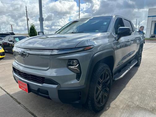 Slate Gray Metallic 2025 Chevrolet Silverado EV LT