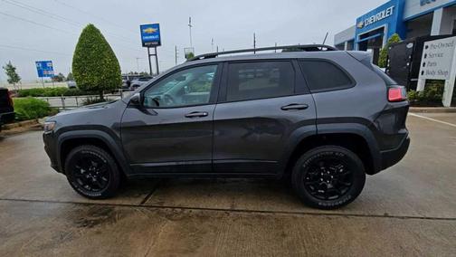 2022 Jeep Cherokee X 4x4