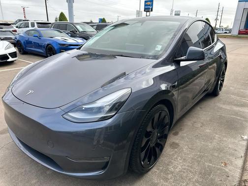 2023 Tesla Model Y Performance Dual Motor All-Wheel Drive