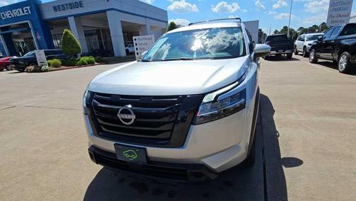 2022 Nissan Pathfinder SV 2WD