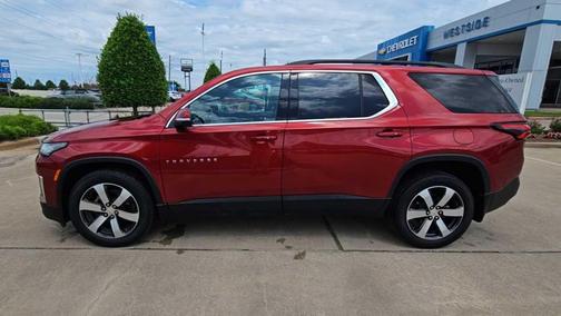 Radiant Red Tintcoat 2023 Chevrolet Traverse LT Leather