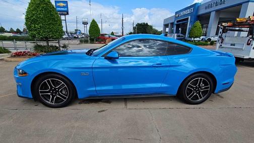 GRABBER BLUE METALLIC 2022 Ford Mustang GT Premium