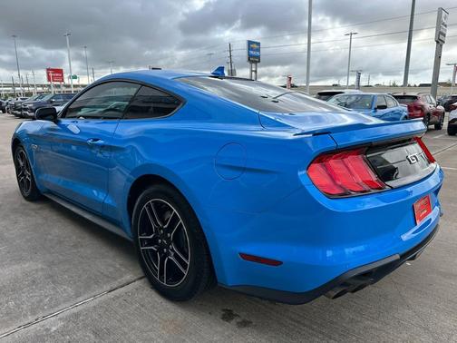GRABBER BLUE METALLIC 2022 Ford Mustang GT Premium