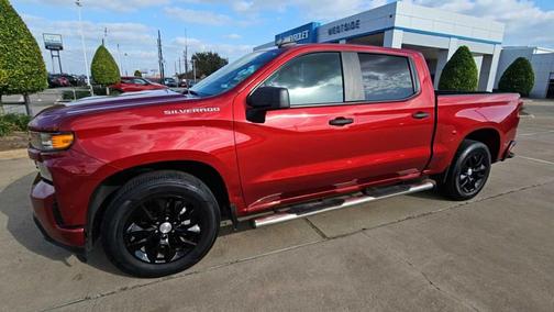 2022 Chevrolet Silverado 1500 Custom