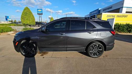 2022 Chevrolet Equinox FWD RS
