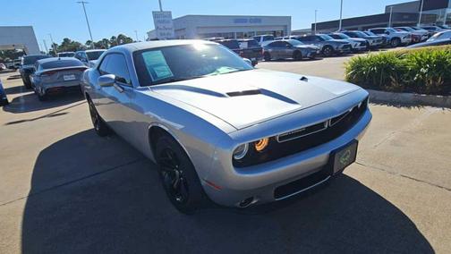 2021 Dodge Challenger SXT