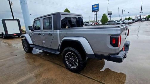 Billet Silver Metallic Clearcoat 2020 Jeep Gladiator Overland