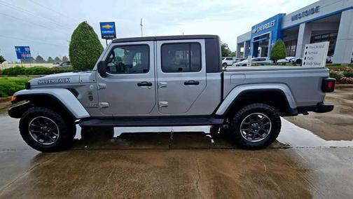 Billet Silver Metallic Clearcoat 2020 Jeep Gladiator Overland