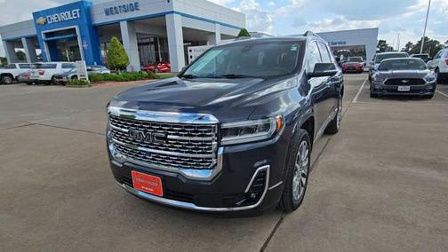 2022 GMC Acadia Denali