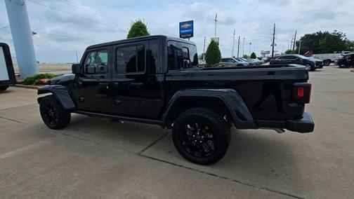 Black Clearcoat 2025 Jeep Gladiator Nighthawk