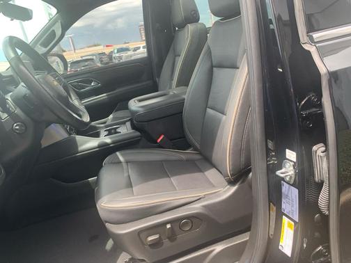 2022 Chevrolet Suburban Premier