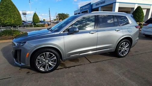 2025 Cadillac XT6 Premium Luxury FWD