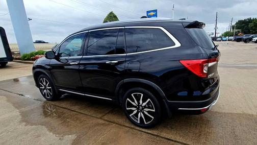 Crystal Black Pearl 2021 Honda Pilot AWD Elite