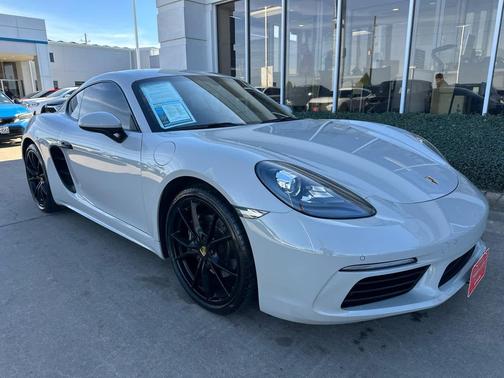 2018 Porsche 718 Cayman 