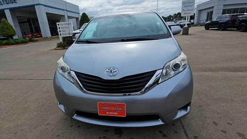 2012 Toyota Sienna LE