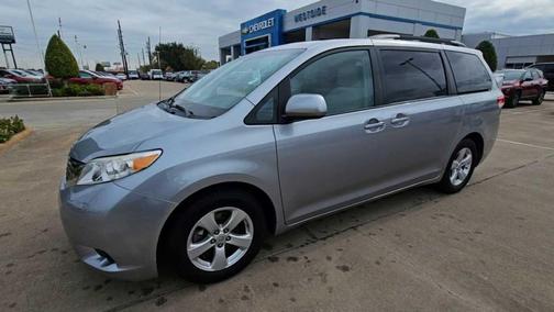 2012 Toyota Sienna LE