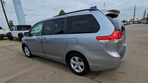 2012 Toyota Sienna LE