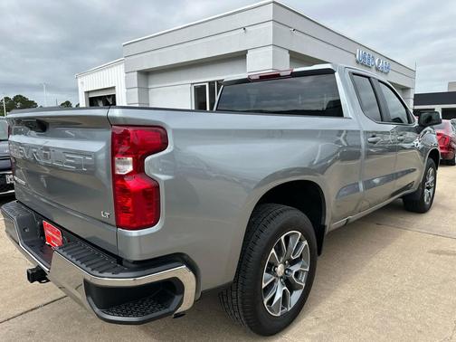 Sterling Gray Metallic 2026 Chevrolet Silverado 1500 LT