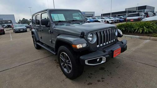 2023 Jeep Wrangler 4-Door Sahara 4x4