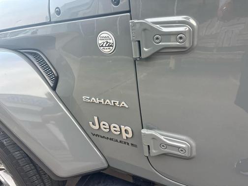 2023 Jeep Wrangler 4-Door Sahara 4x4