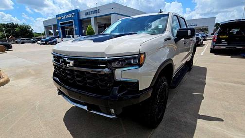 White Sands 2026 Chevrolet Silverado 1500 ZR2