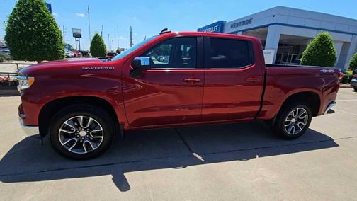 Cherry Red Tintcoat 2022 Chevrolet Silverado 1500 LT