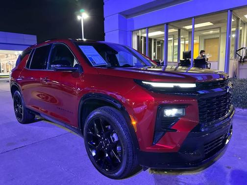 2024 Chevrolet Traverse RS