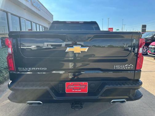 2022 Chevrolet Silverado 1500 High Country