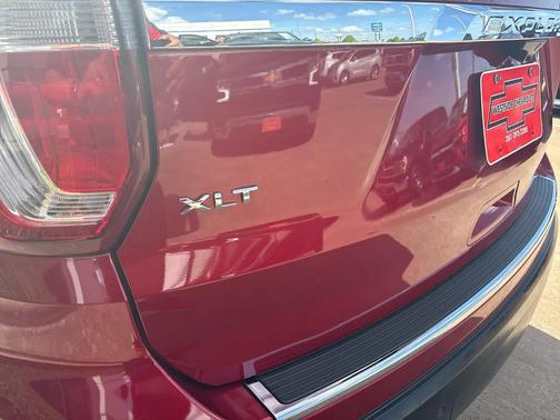 Ruby Red Metallic Tinted Clearcoat 2018 Ford Explorer XLT