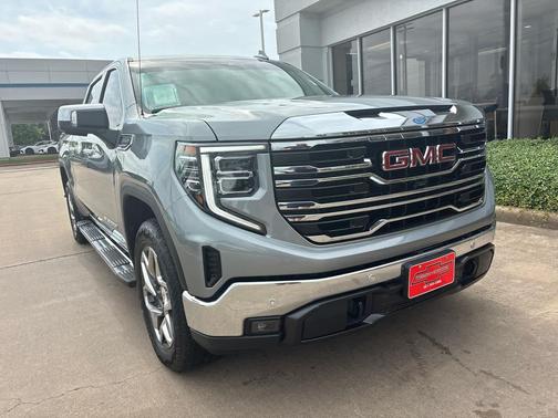 Sterling Metallic 2024 GMC Sierra 1500 SLT