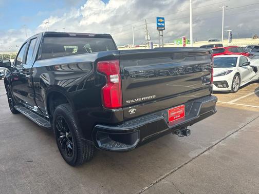 2020 Chevrolet Silverado 1500 Custom