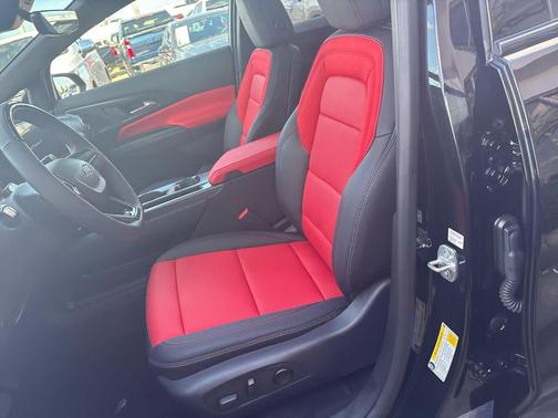 2025 Chevrolet Equinox EV RS