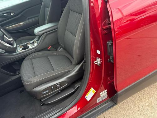 2023 GMC Acadia FWD SLE