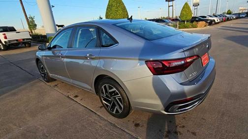 2023 Volkswagen Jetta 1.5T SEL