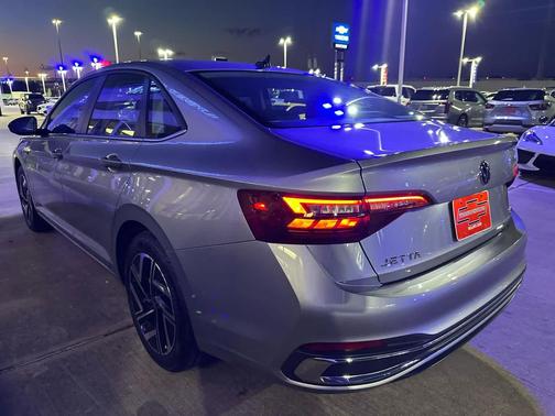 2023 Volkswagen Jetta 1.5T SEL