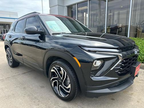 Mosaic Black Metallic 2024 Chevrolet Trailblazer RS