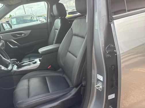Sterling Gray Metallic 2024 Chevrolet Blazer 3LT