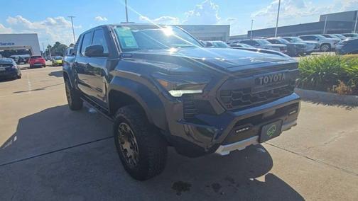 2025 Toyota Tacoma Hybrid Trailhunter