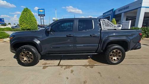 2025 Toyota Tacoma Hybrid Trailhunter