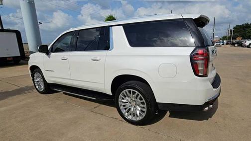 Iridescent Pearl Tricoat 2024 Chevrolet Suburban 2WD High Country