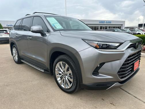 Heavy Metal 2025 Toyota Grand Highlander Platinum